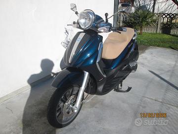 Piaggio Beverly 400 i.e. Tourer  PARI AL NUOVO!