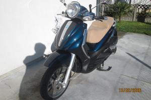 Piaggio Beverly 400 i.e. Tourer  PARI AL NUOVO!