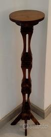 Colonna decorativa in legno