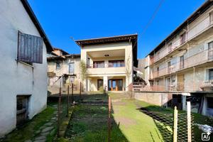 CASA SEMINDIPENDENTE A MONASTERO DI LANZO