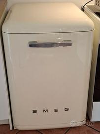 Lavastoviglie SMEG