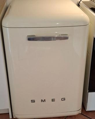 Lavastoviglie SMEG