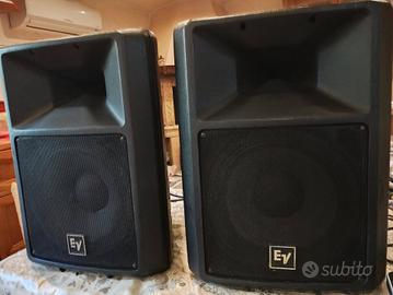 coppia casse attive electrovoice sx200A
