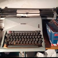 olivetti 82 macchina da scrivere 