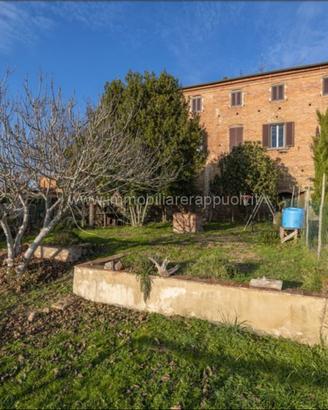 VL11 - Sinalunga antica villa dell'800 con