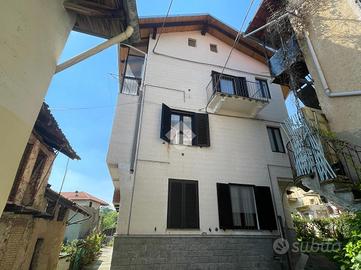 CASA SEMINDIPENDENTE A MEZZANA MORTIGLIENGO