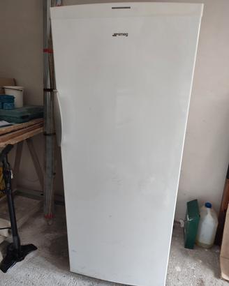 congelatore a colonna smeg  mod cv275pnf
