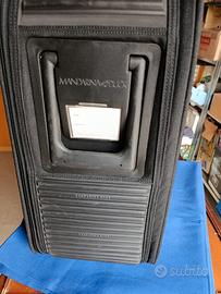 Valigia marca Mandarina Duck 