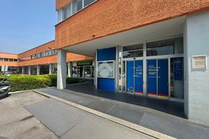 NEGOZIO A RIVA DEL GARDA