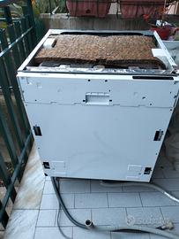 lavastoviglie da incasso Beko funzionante