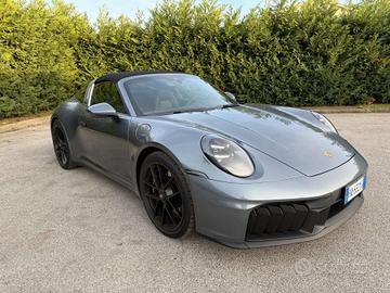 Porsche 992 Targa 911 3.6 4 GTS IVA ESPOSTA