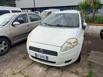 FIAT Grande Punto 1.3 MJT 75 3p.Van Active 2pt