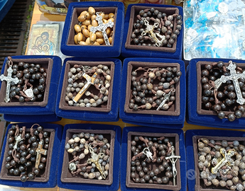 Corone del Santo Rosario in prezioso cofanetto