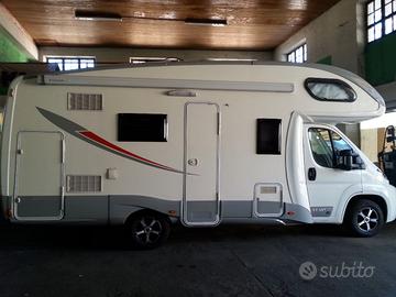 CAMPER MANSARDATO