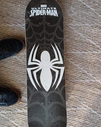 skateboard 28×8 spiderman bambini Decathlon