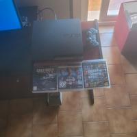 console playstation 3 slim con 3 giochi in omaggio