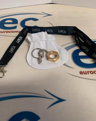 6002351125 / 6002351127 KIT ACCESSORI ORIGINALI LA