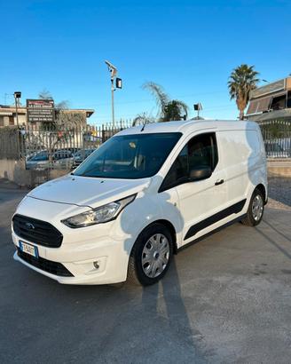 Ford Tourneo Courier 1.5 TDCI 100 CV Plus