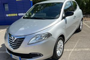 Lancia Ypsilon 1.2 Gold 2014