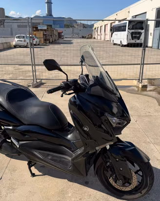 Yamaha X-Max 300 2017