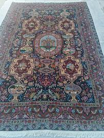 tappeto persiano tabriz 
