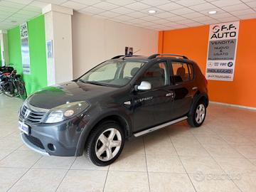 Dacia Sandero Stepway 1.6 84CV scadenza gpl 2029