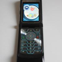 TELEFONO CELLULARE Motorola Razr V3 usato funziona