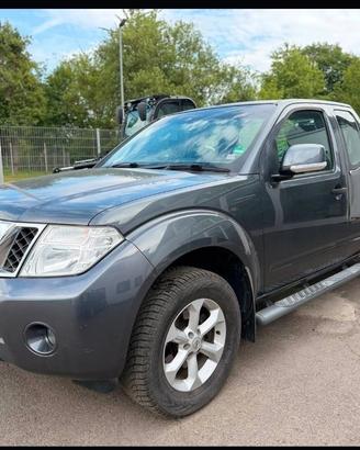 Nissan Navara 2.5 dCi 190CV 2 porte King Cab Sport