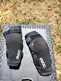 Ginocchiere Evoc M