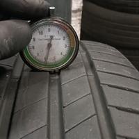 pneumatici 235 50 R19 e 285 35 R20