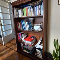 Libreria in legno stile classico