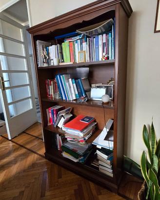 Libreria in legno stile classico
