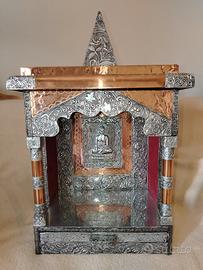 Altare buddista Butsudan