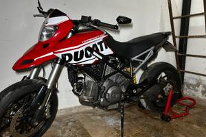 Ducati hypermotard 796