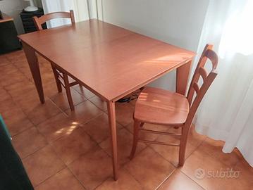 Tavolo e sedie