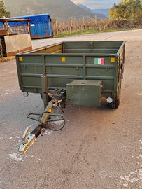 Rimorchio auto ex militare
