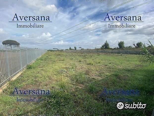 Terreno agricolo fronte strada recintato - Altro