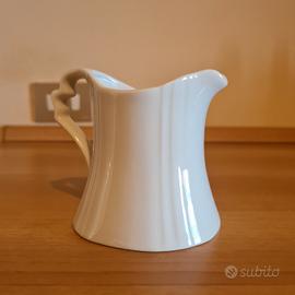 Lattiera in ceramica