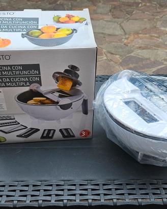 Scodella da cucina con grattuggia