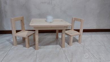 tavolo montessoriano con sedie artigianale 