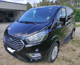 Ford Tourneo Custom + kit camperizzazione