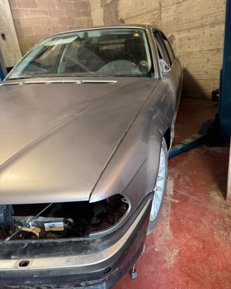 Scocca bmw 730i v8