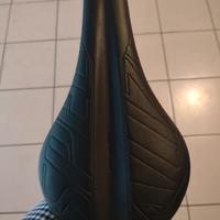Sella e reggisella Specialized 