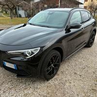 Alfa Romeo Stelvio 2.0T 280cv B-Tech