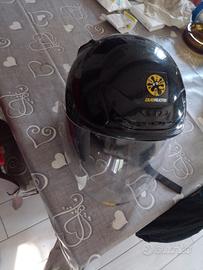 Casco nero
