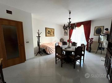 4 LOCALI A ALTAMURA