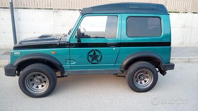 Suzuki Samurai 