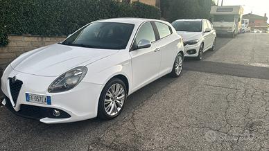 Alfa Romeo Giulietta Super 1.4 Turbo GPL 120 CV