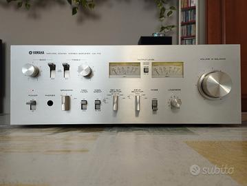 amplificatore audio vintage YAMAHA CA710