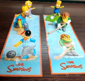 4 personaggi i Simpson 2 sorpresine Kinder